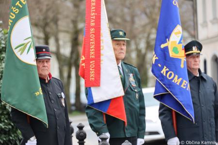 Predsednica Republike Slovenije dr. Nataša Pirc Musar k spomeniku Rudolfa Maistra – Vojanova položila cvetje (29)